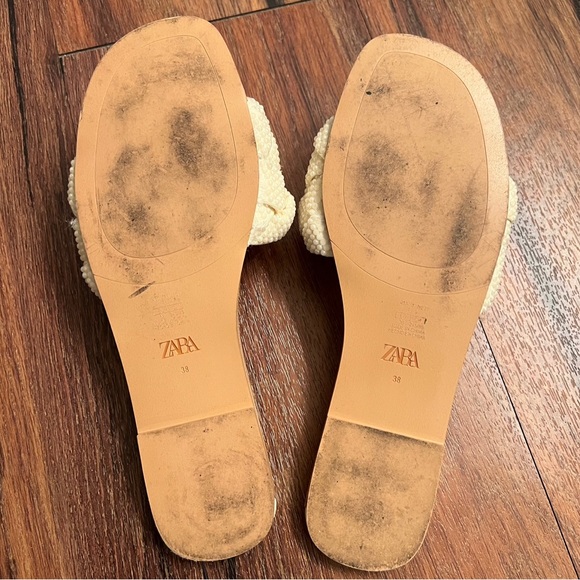 Pearl Detail Woven Slide Sandals! EUC! - Picture 9 of 9